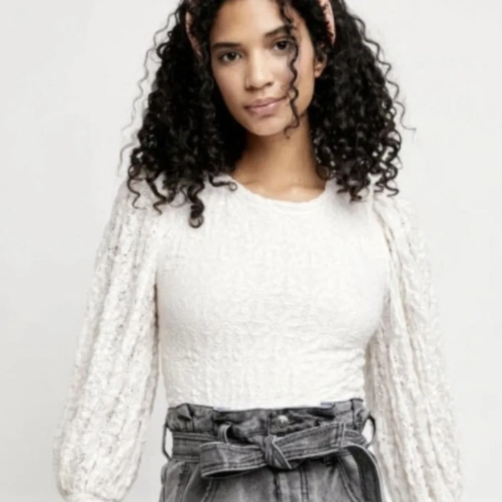 Free People Tea Time White Lace Puffy sleeve top, MEDIUM
